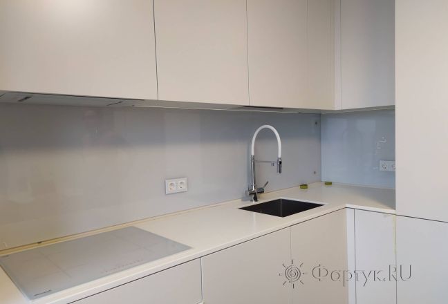 Фартук для кухни фото: однотонный цвет, заказ #ИНУТ-7491, Белая кухня.