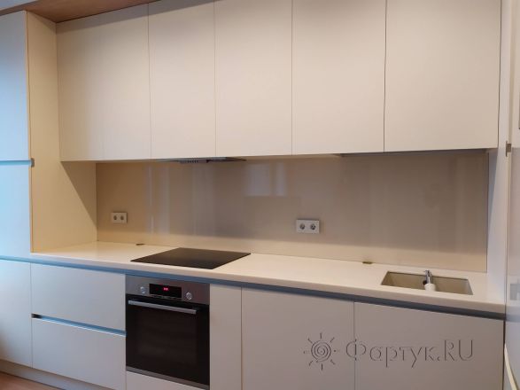 Фартук для кухни фото: однотонный цвет, заказ #ИНУТ-7635, Белая кухня.