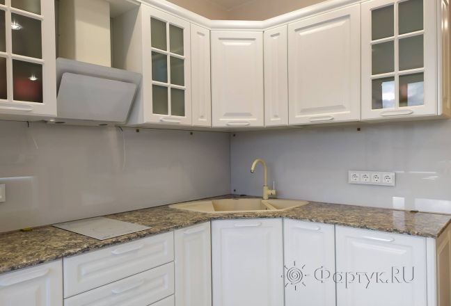 Фартук для кухни фото: однотонный цвет, заказ #ИНУТ-7605, Белая кухня.