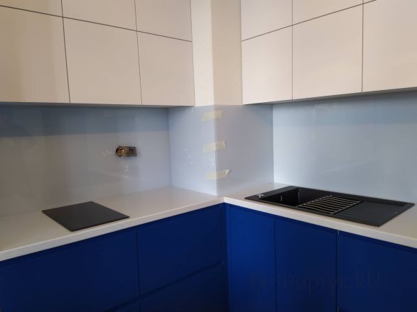 Стеклянная фото панель: однотонный цвет, заказ #ИНУТ-8941, Синяя кухня.