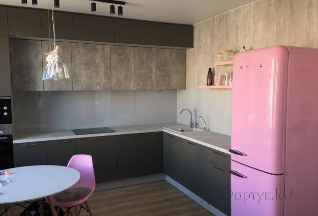 Стеновая панель фото: однотонный цвет, заказ #КРУТ-2620, Серая кухня.