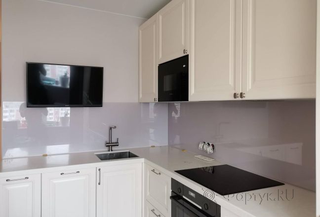Фартук для кухни фото: однотонный цвет, заказ #ИНУТ-9074, Белая кухня.