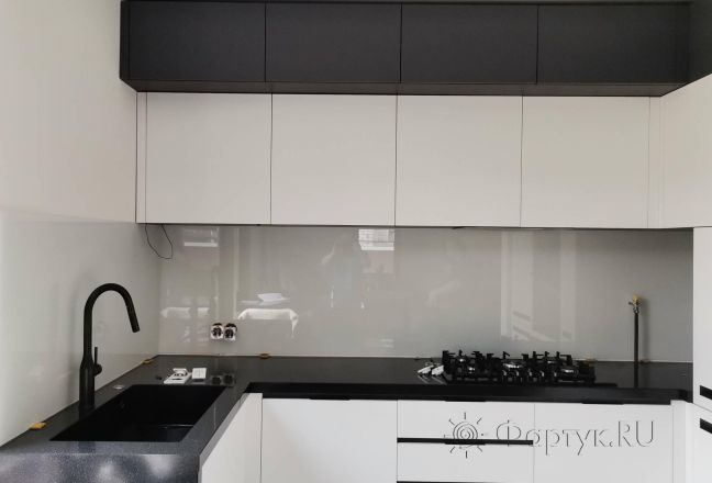 Фартук для кухни фото: однотонный цвет, заказ #ИНУТ-9120, Белая кухня.