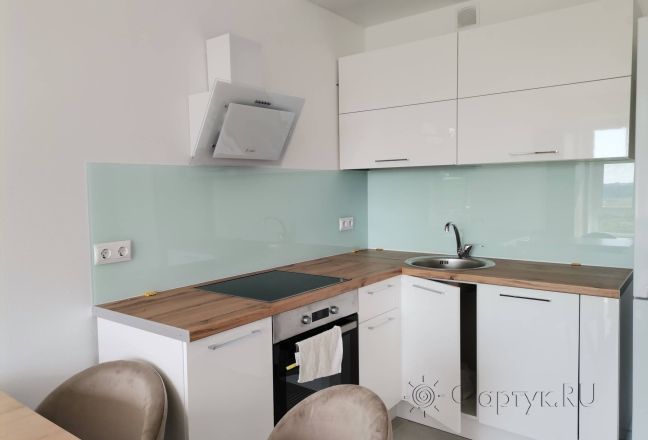 Фартук для кухни фото: однотонный цвет, заказ #ИНУТ-9816, Белая кухня.