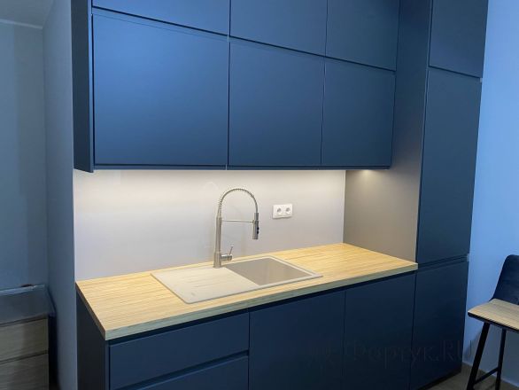 Стеклянная фото панель: однотонный цвет, заказ #КРУТ-2861, Синяя кухня.