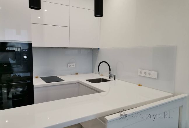 Фартук для кухни фото: однотонный цвет, заказ #ИНУТ-10720, Белая кухня.