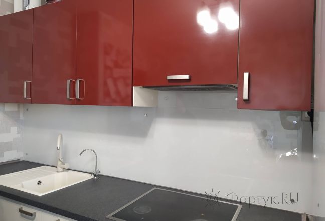 Скинали фото: однотонный цвет, заказ #ИНУТ-12018, Красная кухня.