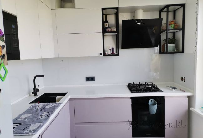 Фартук фото: однотонный цвет, заказ #ИНУТ-13545, Фиолетовая кухня.
