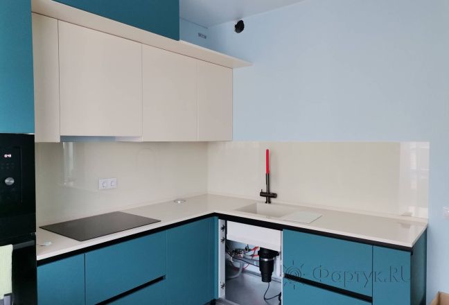 Стеклянная фото панель: однотонный цвет, заказ #ИНУТ-14765, Синяя кухня.