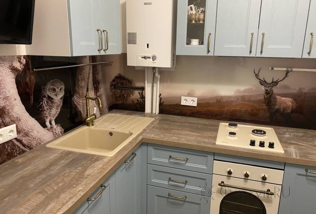 Стеновая панель фото: олень в тайге, заказ #КРУТ-3696, Серая кухня. Изображение 272556