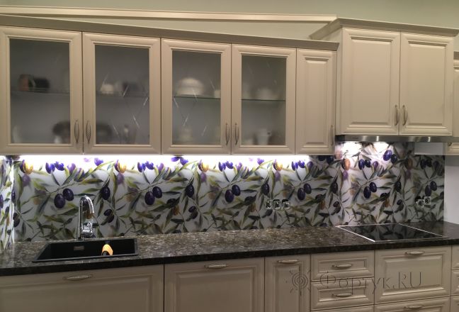 Фартук для кухни фото: оливки акварелью, заказ #КРУТ-282, Белая кухня.