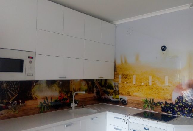 Фартук для кухни фото: оливы и оливковое масло, заказ #ИНУТ-1069, Белая кухня.