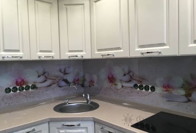 Фартук для кухни фото: орхидеи, заказ #КРУТ-932, Белая кухня.