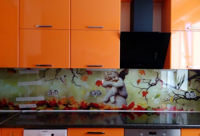Фартук стекло фото: осенние листья, заказ #УТ-2200, Оранжевая кухня.