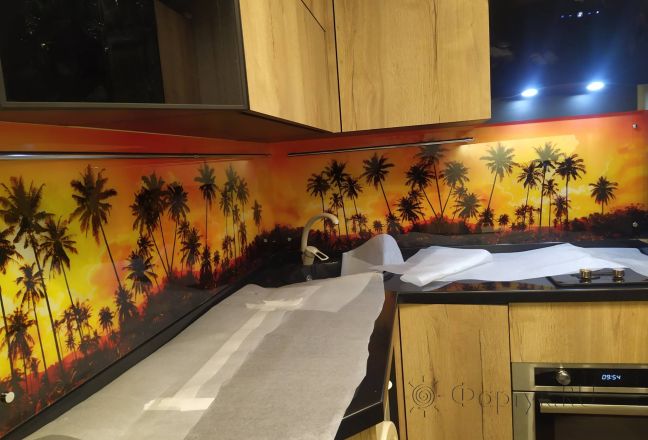 Фартук с фотопечатью фото: пальмы на оранжевом закате, заказ #ИНУТ-14443, Коричневая кухня. Изображение 147066