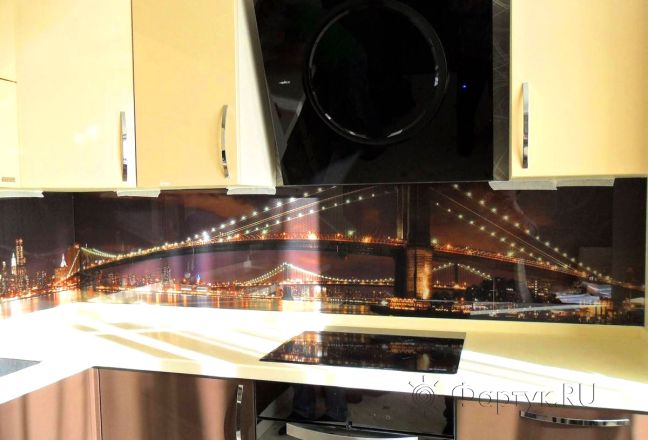 Фартук с фотопечатью фото: панель с панорамой нью-йорка, заказ #S-1102, Коричневая кухня. Изображение 111266