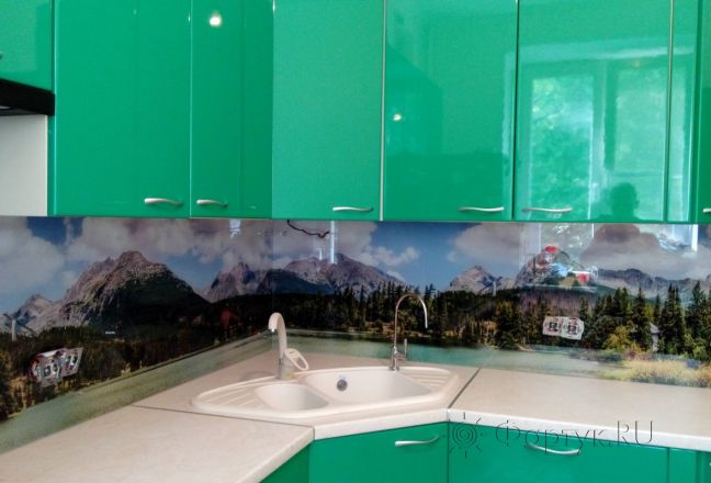Скинали для кухни фото: панорама гор, заказ #УТ-923, Зеленая кухня. Изображение 81884