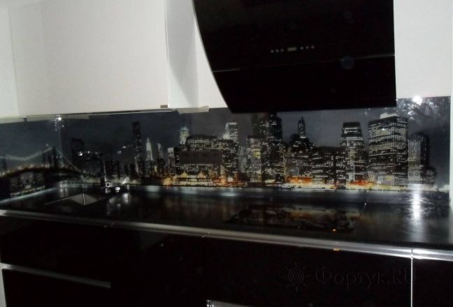 Скинали фото: панорама города, заказ #S-1216, Черная кухня.