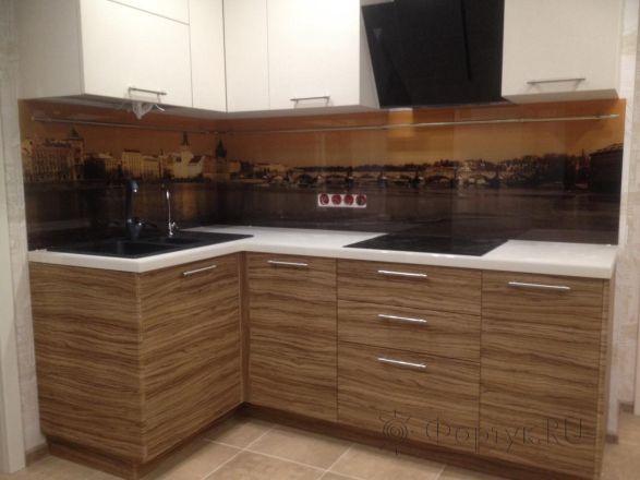 Фартук с фотопечатью фото: панорама праги в коричневых тонах, заказ #УТ-1493, Коричневая кухня.