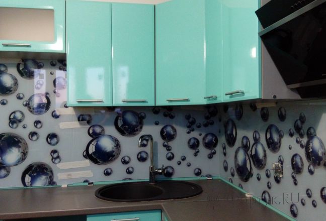 Стеклянная фото панель: парящие 3d шары, заказ #УТ-1573, Синяя кухня. Изображение 110450