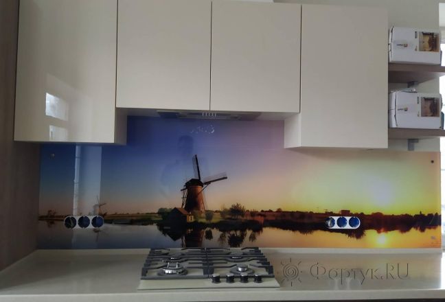 Фартук с фотопечатью фото: пейзаж мельницы, заказ #ИНУТ-8903, Коричневая кухня.