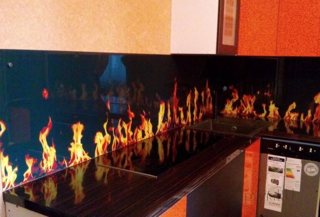 Фартук стекло фото: пламя., заказ #S-1016, Оранжевая кухня.