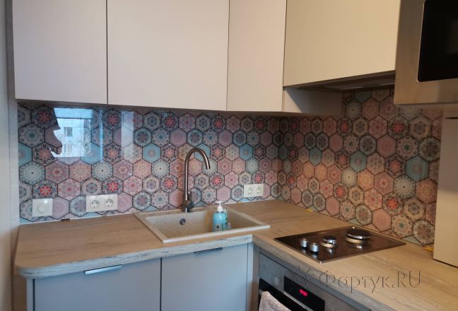 Стеновая панель фото: плитка с марокканским узором, заказ #ИНУТ-10817, Серая кухня. Изображение 245206