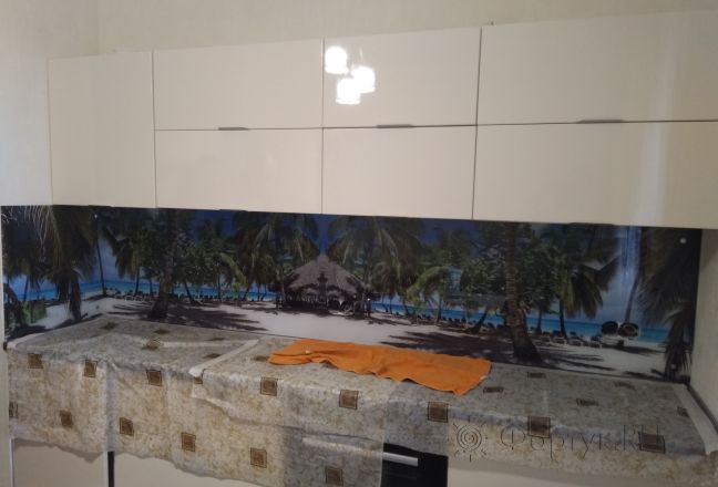 Фартук для кухни фото: пляж с пальмами, заказ #ИНУТ-1204, Белая кухня. Изображение 111532
