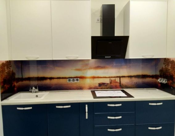 Стеклянная фото панель: природный пейзаж, заказ #ИНУТ-2343, Синяя кухня.