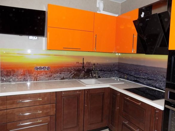 Фартук стекло фото: рассвет в париже, заказ #УТ-360, Оранжевая кухня.