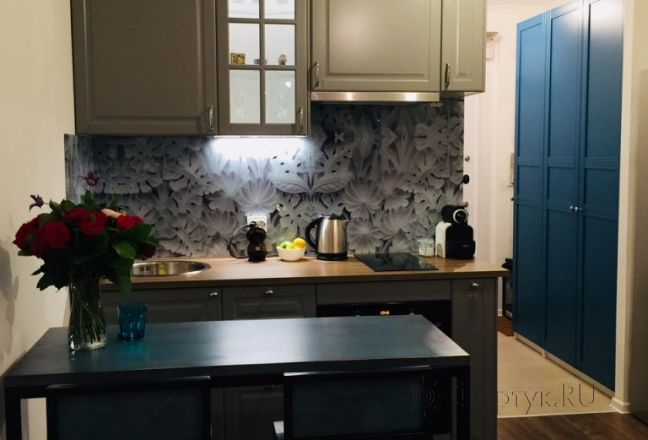 Стеновая панель фото: растительные узоры, заказ #ИНУТ-1078, Серая кухня. Изображение 206660