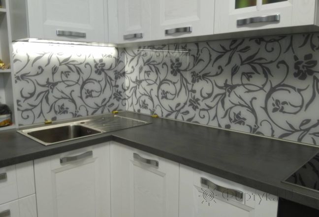 Фартук для кухни фото: растительный узор, заказ #ИНУТ-3798, Белая кухня.