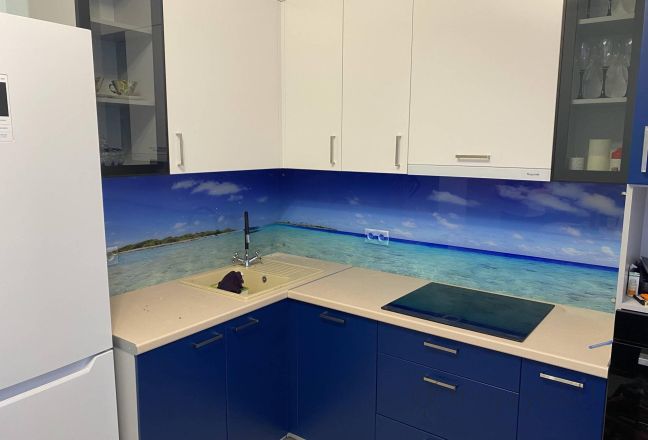 Стеклянная фото панель: райский остров, заказ #КРУТ-2975, Синяя кухня. Изображение 201418