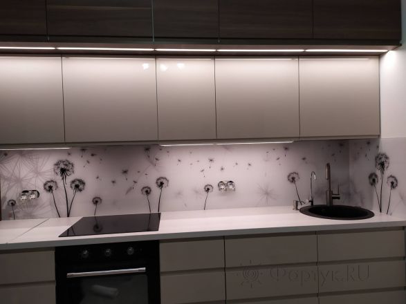 Фартук для кухни фото: рисованные одуванчики, заказ #ИНУТ-5653, Белая кухня.