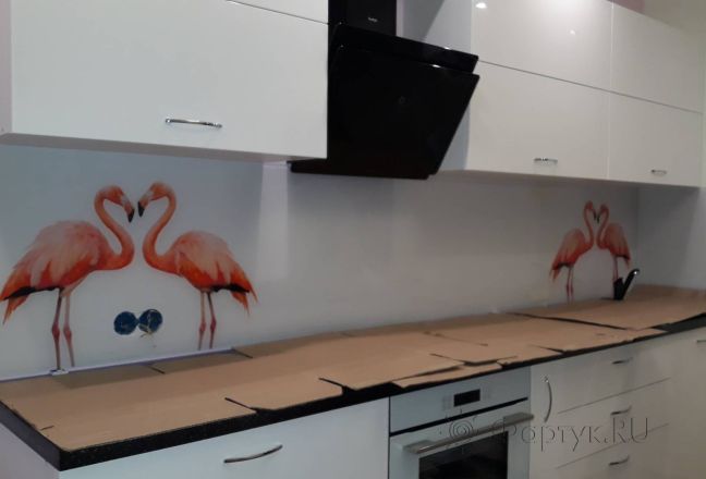 Фартук для кухни фото: розовые фламинго, заказ #ИНУТ-2356, Белая кухня. Изображение 113402