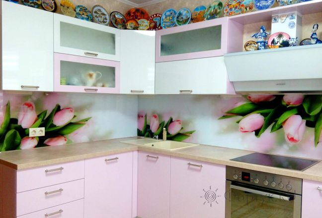 Скинали фото: розовый букет тюльпанов, заказ #ГМУТ-718, Красная кухня. Изображение 99902