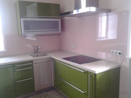 Скинали для кухни фото: розовый оттенок, заказ #s-364, Зеленая кухня.