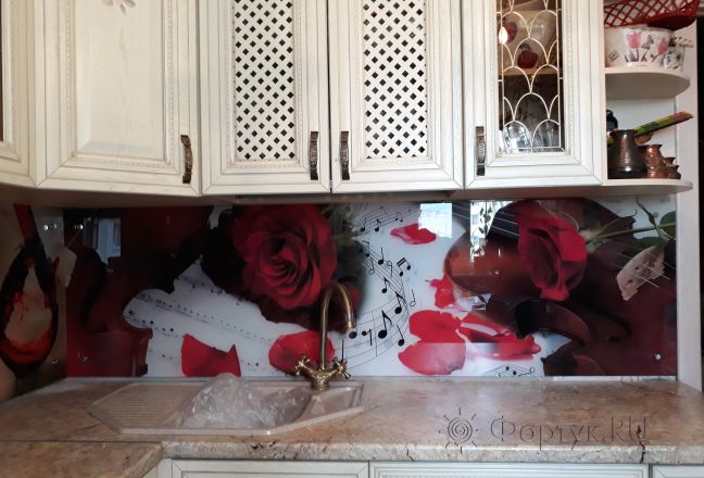 Скинали для кухни фото: розы и ноты, заказ #ИНУТ-1410, Желтая кухня. Изображение 112650