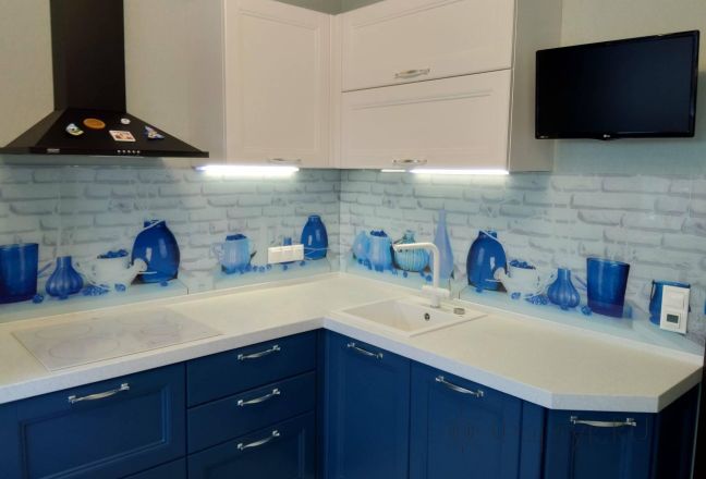 Стеклянная фото панель: синие вазы, заказ #ИНУТ-3000, Синяя кухня. Изображение 198574