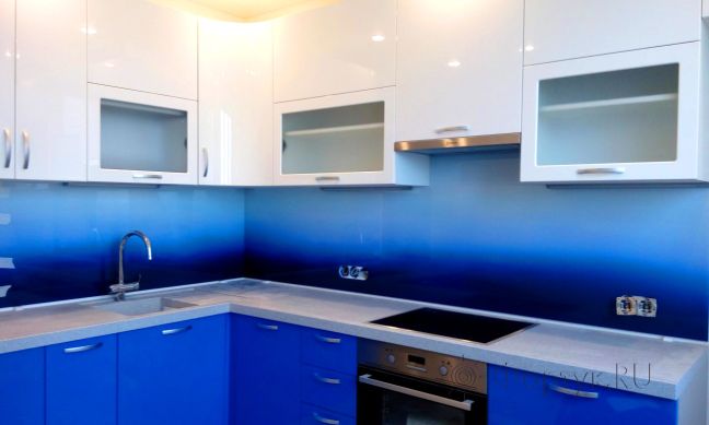 Стеклянная фото панель: синий градиент, заказ #УТ-1659, Синяя кухня.