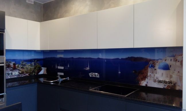 Стеклянная фото панель: синий и белый храм  ия на острове санторини, греция, заказ #ГМУТ-060, Синяя кухня.