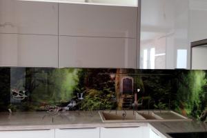 Стеновая панель фото: сказочный лес, заказ #УТ-2021, Серая кухня.