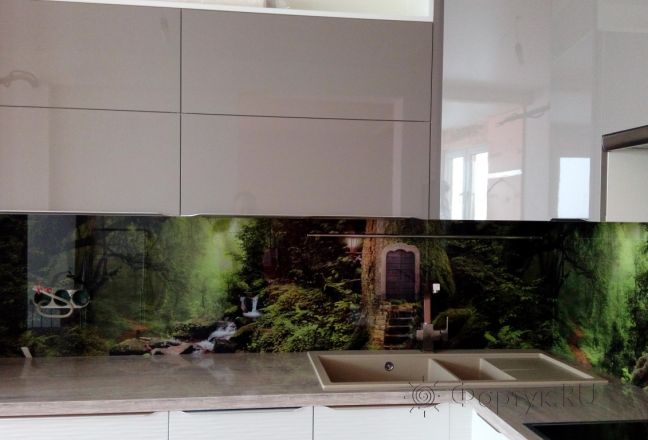Стеновая панель фото: сказочный лес, заказ #УТ-2021, Серая кухня. Изображение 186324
