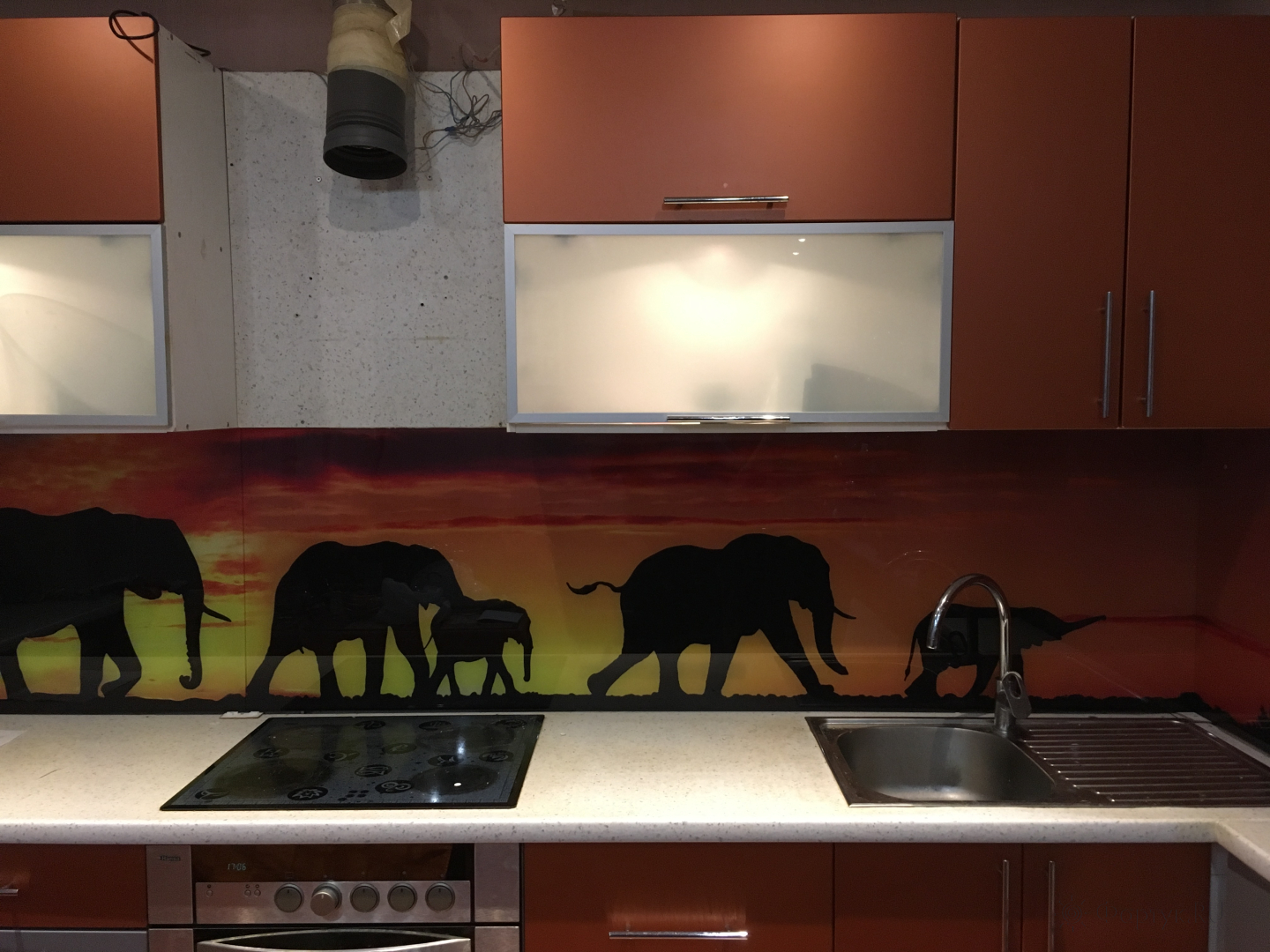 Кухонный фартук со слонами