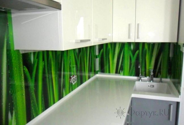 Стеновая панель фото: сочная зелень., заказ #S-1435, Серая кухня. Изображение 111700