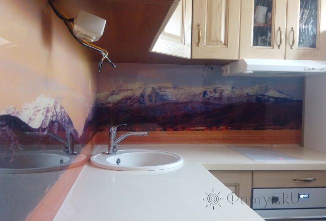 Фартук с фотопечатью фото: степь и горы на закате, заказ #ИНУТ-602, Коричневая кухня. Изображение 203766
