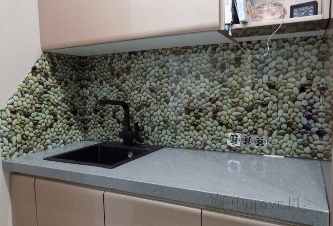 Фартук с фотопечатью фото: текстура гравийного камня, заказ #УТ-320, Коричневая кухня.