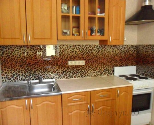 Фартук с фотопечатью фото: текстура леопарда, заказ #S-726, Коричневая кухня.