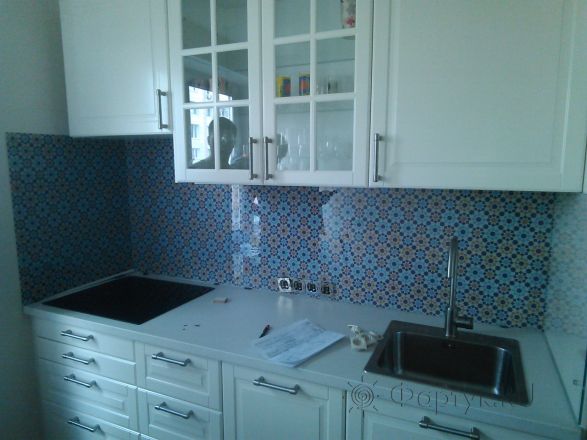 Фартук для кухни фото: текстура плитки, заказ #УТ-1251, Белая кухня.