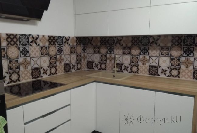 Фартук для кухни фото: текстура плитки, заказ #ИНУТ-5075, Белая кухня.